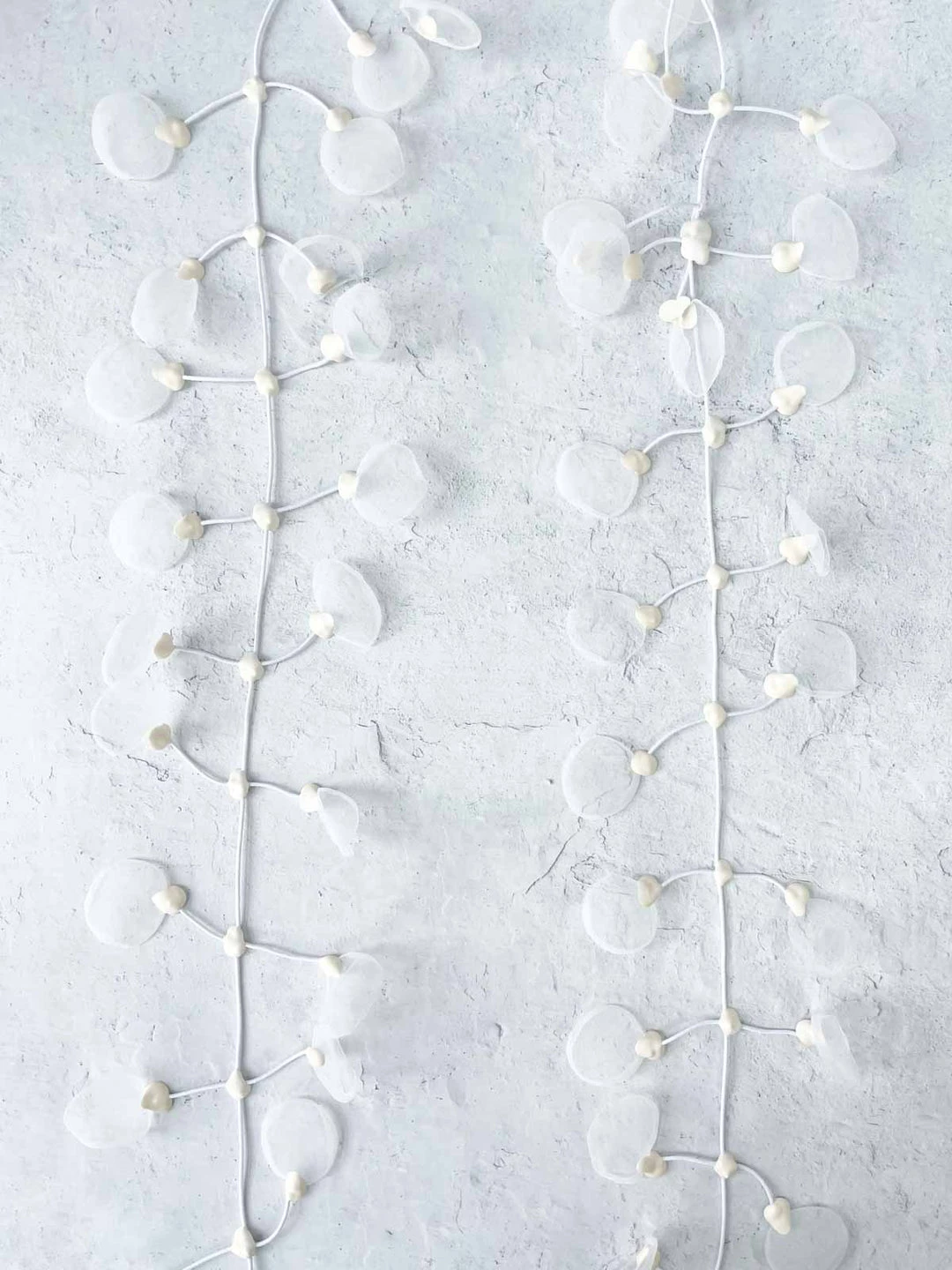 Annemieke Broenink Annemieke Broenink Sheer Mesh Leaf Necklace, White