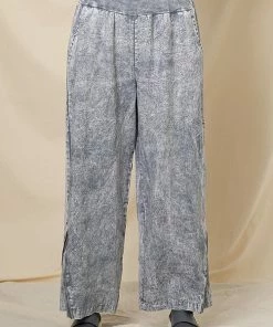 Beau Jours Deena Pant, Riverside