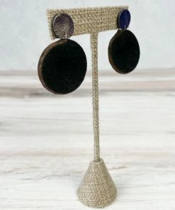 Beyond Threads Beyond Threads Douli Earrings, Black