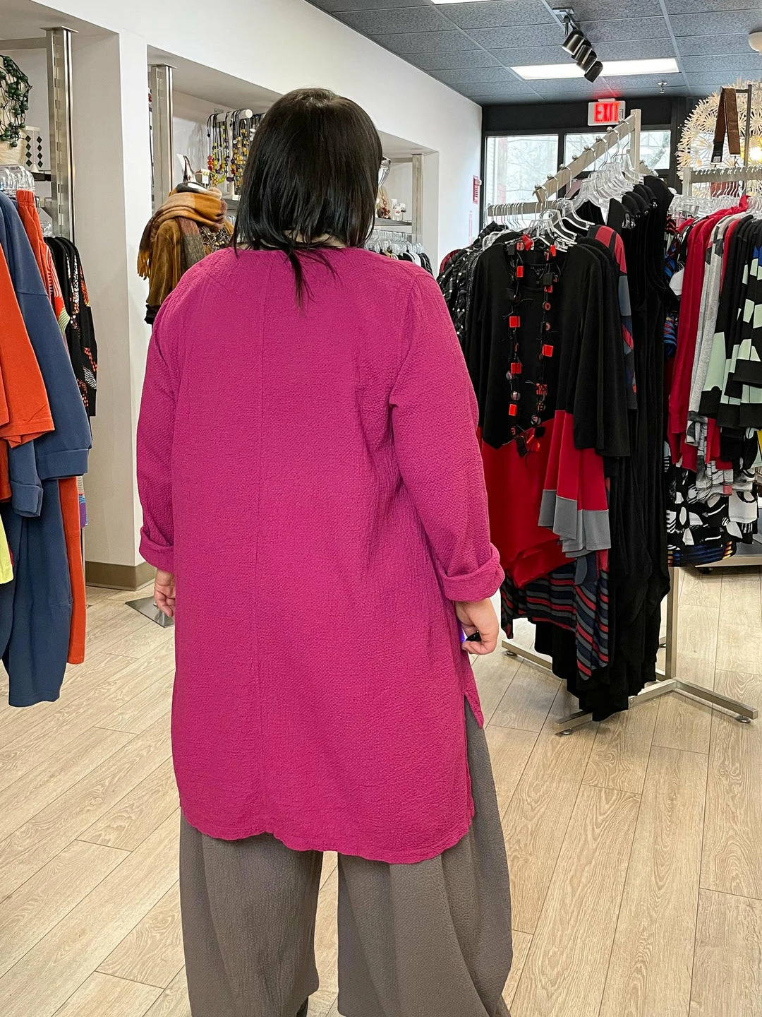 Bodil Notch Neck Hi Lo Tunic, Dragonfruit Bodil