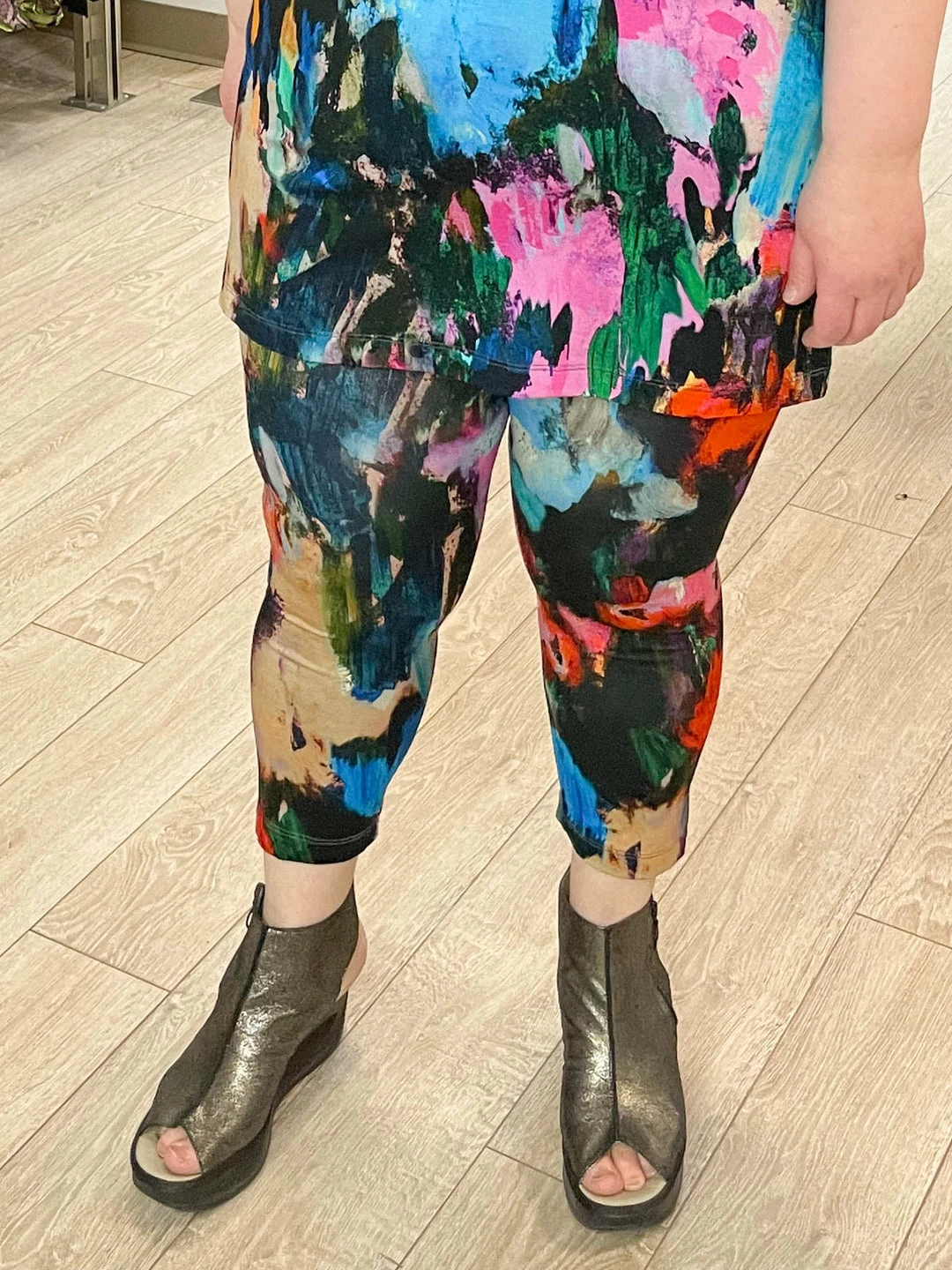 Bryn Walker Capri Legging, Paletta Print Bryn Walker