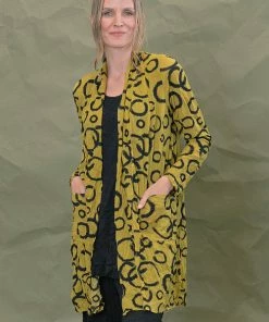 Chalet Cleon Cardigan, Marigold Chalet Et Ceci