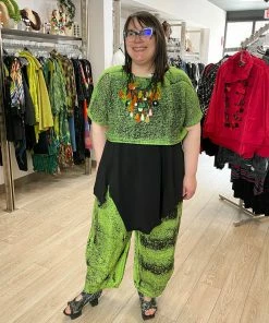 Cynthia Ashby Net Topper, Techno