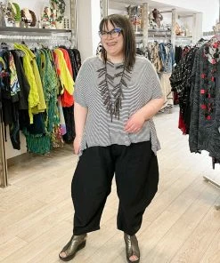 Dress To Kill Tea Shirt, White Black Stripe Lycra