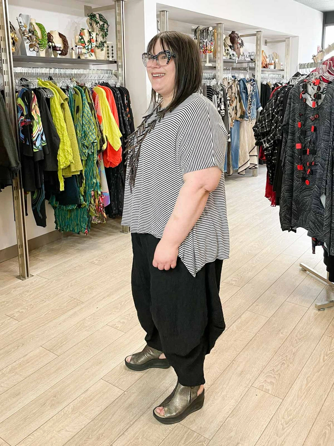 Dress To Kill Tea Shirt, White Black Stripe Lycra