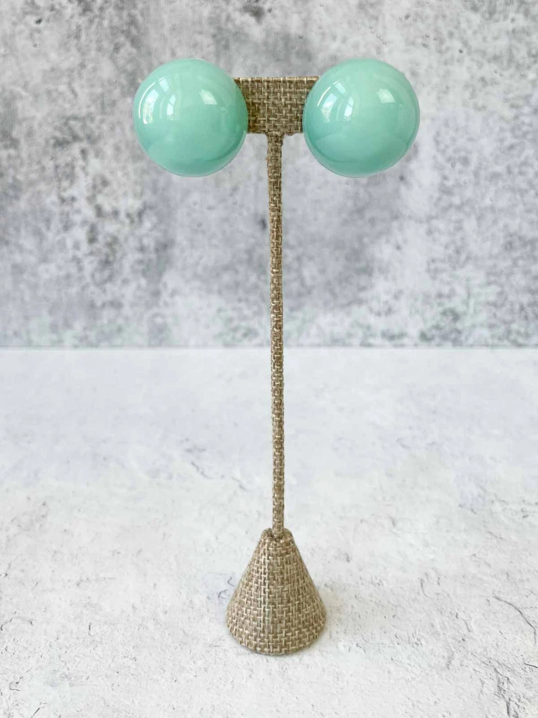 Monies Barletta Earclips, Acqua