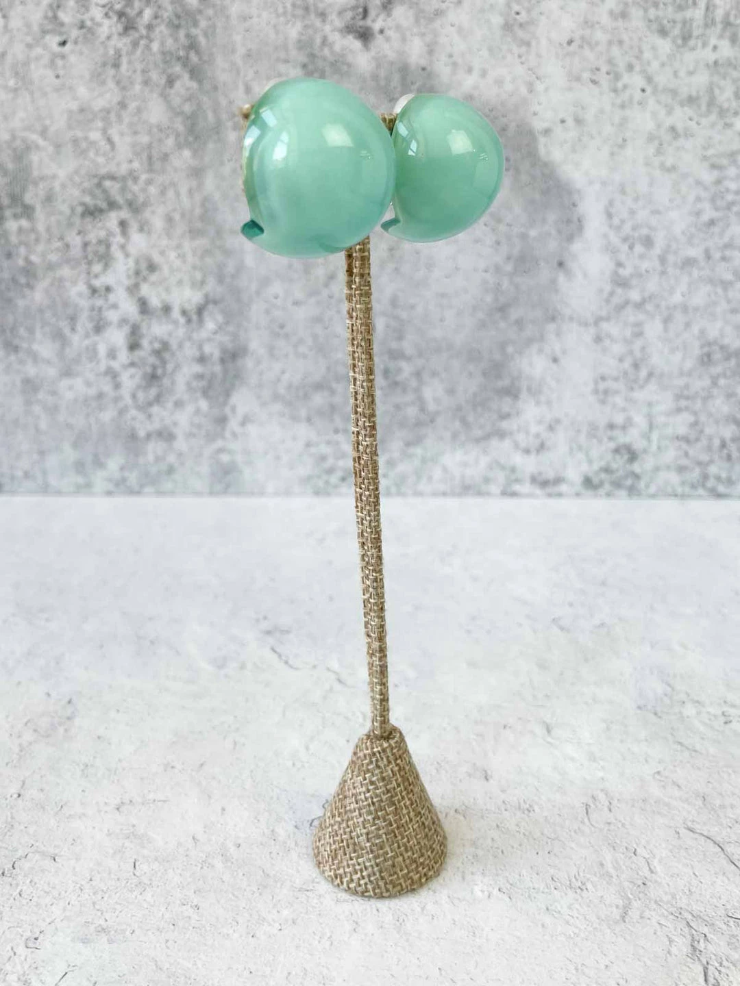 Monies Barletta Earclips, Acqua