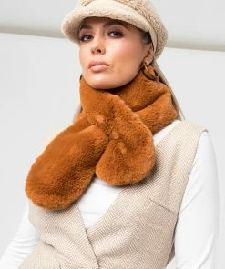 Pia Rossini Pia Rossini Francesca Collar, Spice