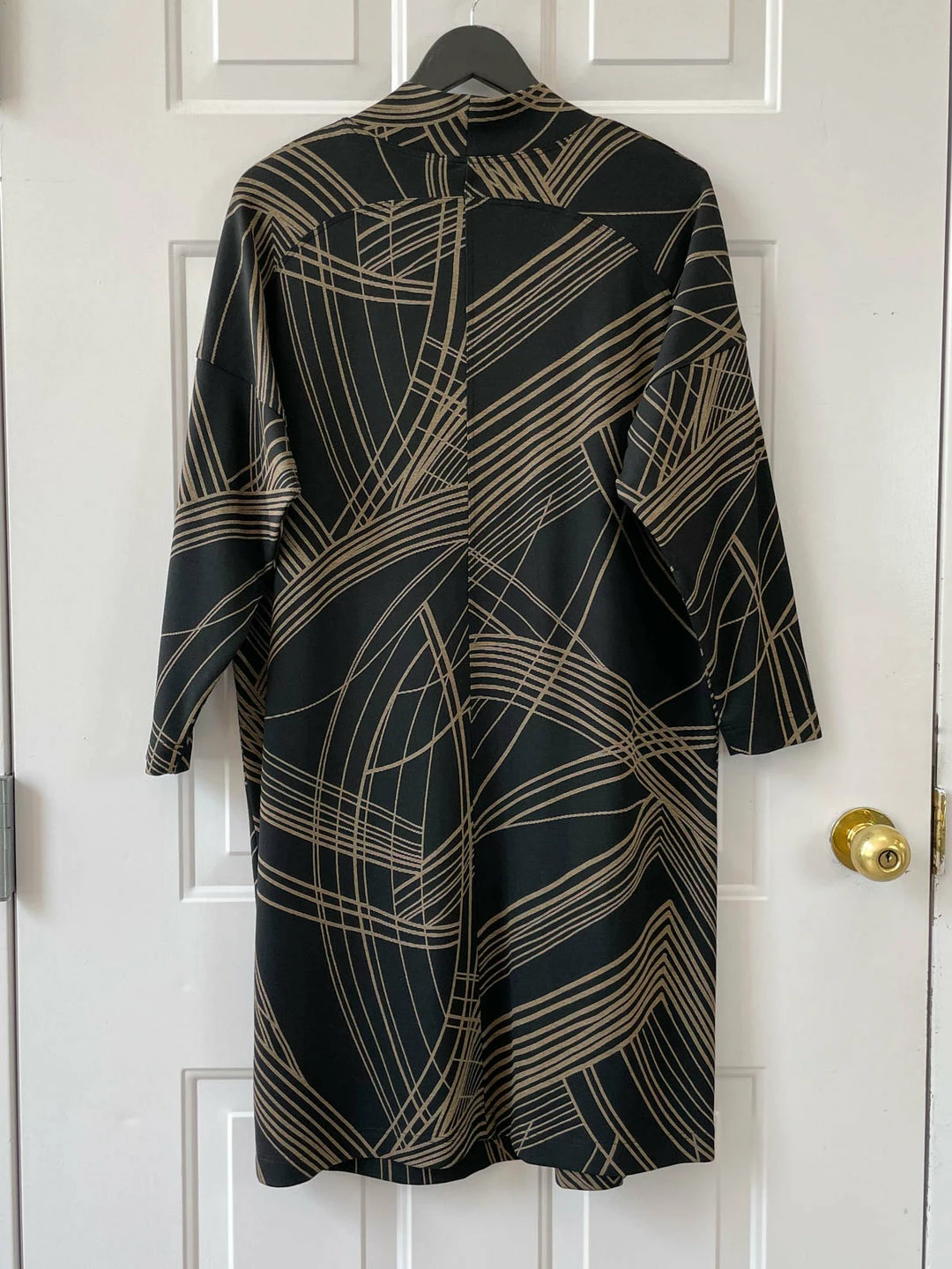 Q'Neel Mock Neck Pocket Slouch Dress, Black/Taupe Q'Neel