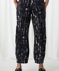 Sympli Angle Seam Lantern Pant, Drifting Lines Black Sympli