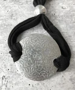 Vestopazzo Textured Round Bracelet Vestopazzo