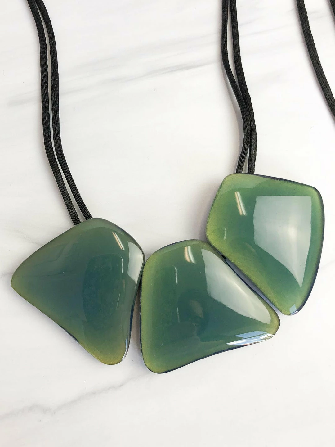 Zsiska Mara 3 Bead Adjustable Necklace, Green Zsiska